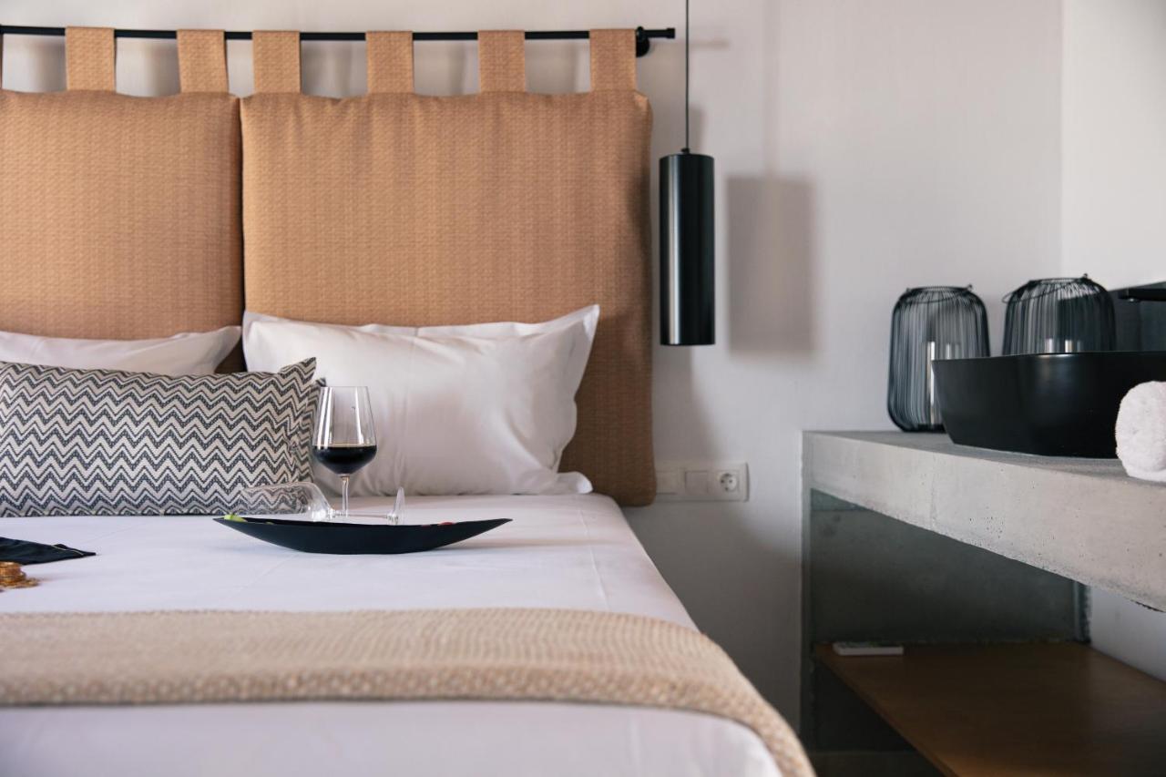 Gateway Suites 罗希姆诺 外观 照片