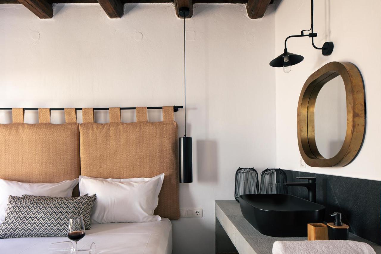 Gateway Suites 罗希姆诺 外观 照片