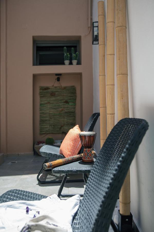 Gateway Suites 罗希姆诺 外观 照片