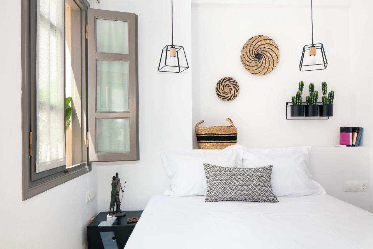 Gateway Suites 罗希姆诺 外观 照片