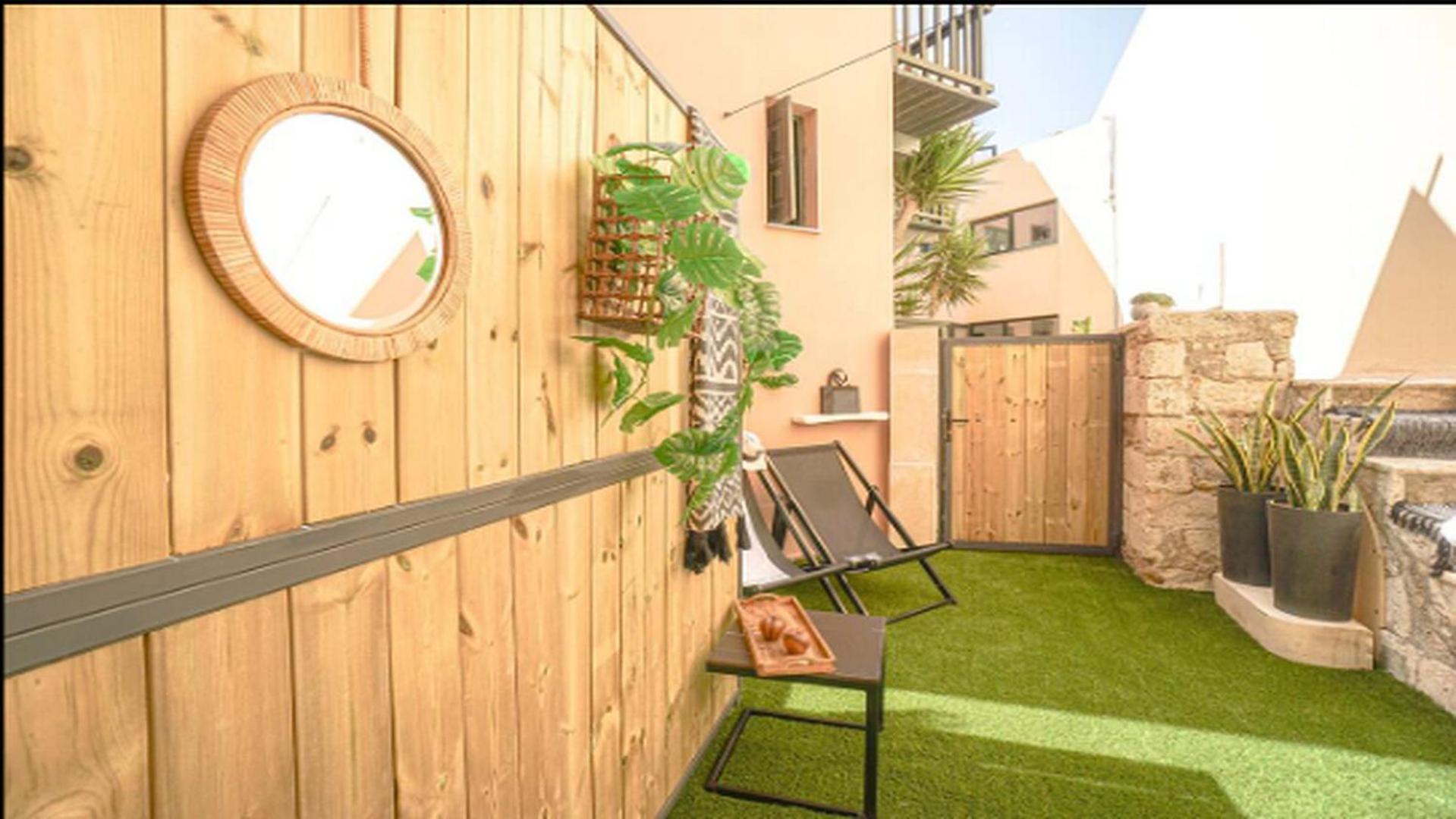 Gateway Suites 罗希姆诺 外观 照片