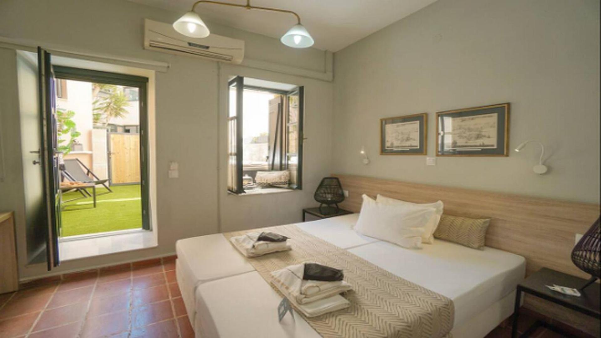 Gateway Suites 罗希姆诺 客房 照片